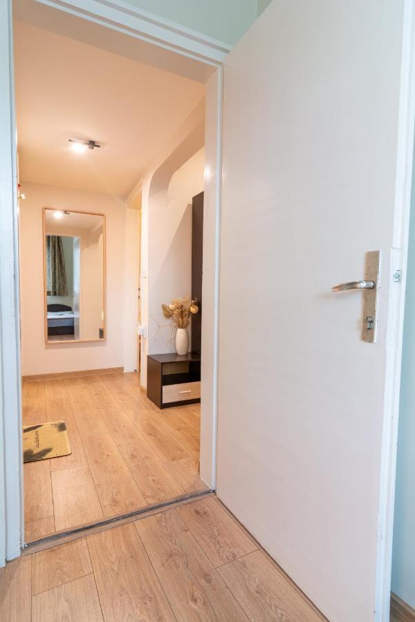 Madrid 2Bdr W Free Parking Near Metro, Serdika Mall صوفيا المظهر الخارجي الصورة