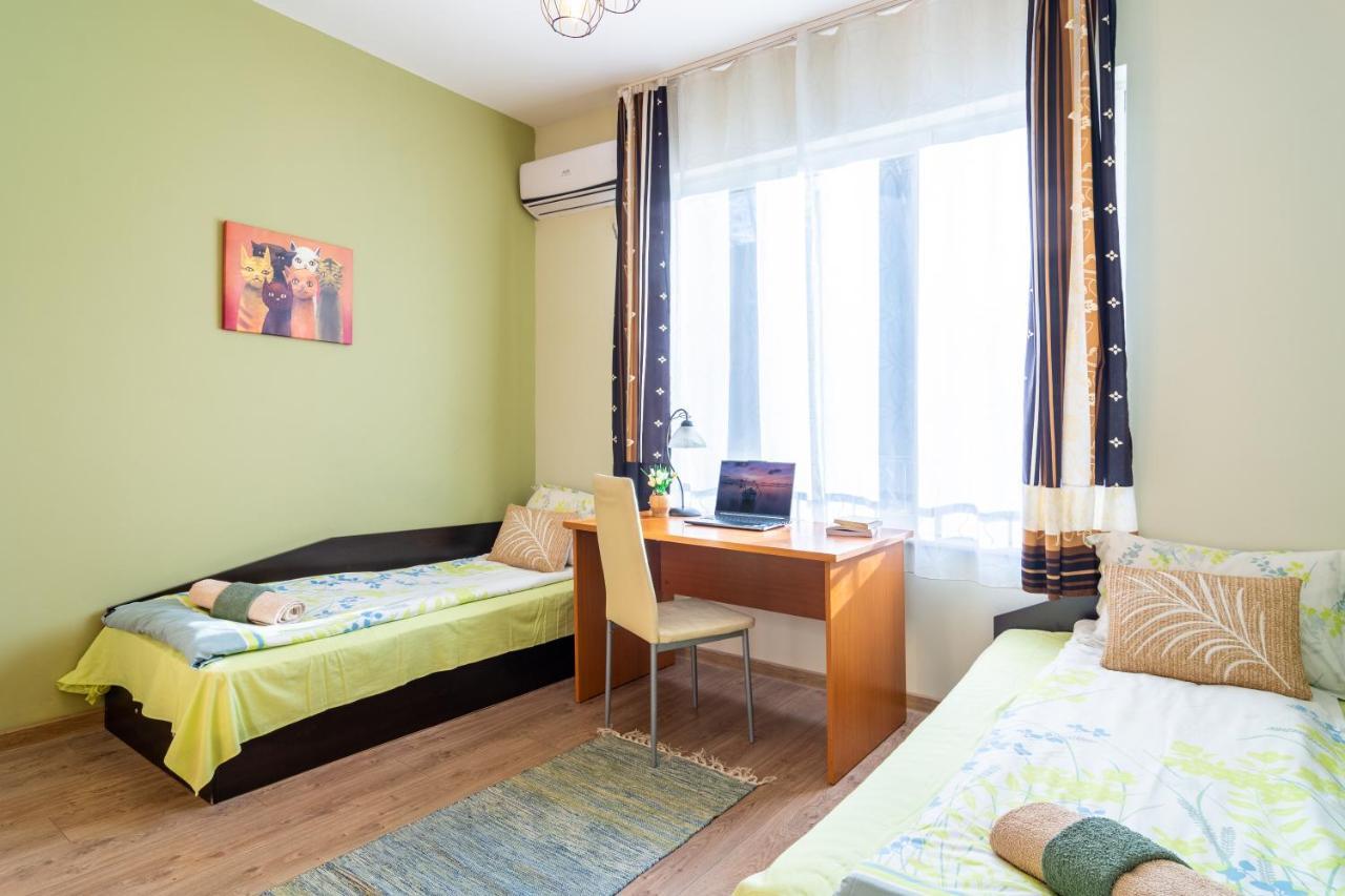 Madrid 2Bdr W Free Parking Near Metro, Serdika Mall صوفيا المظهر الخارجي الصورة