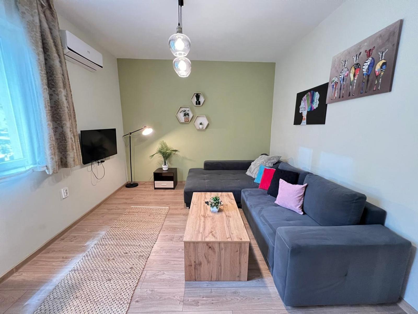 Madrid 2Bdr W Free Parking Near Metro, Serdika Mall صوفيا المظهر الخارجي الصورة